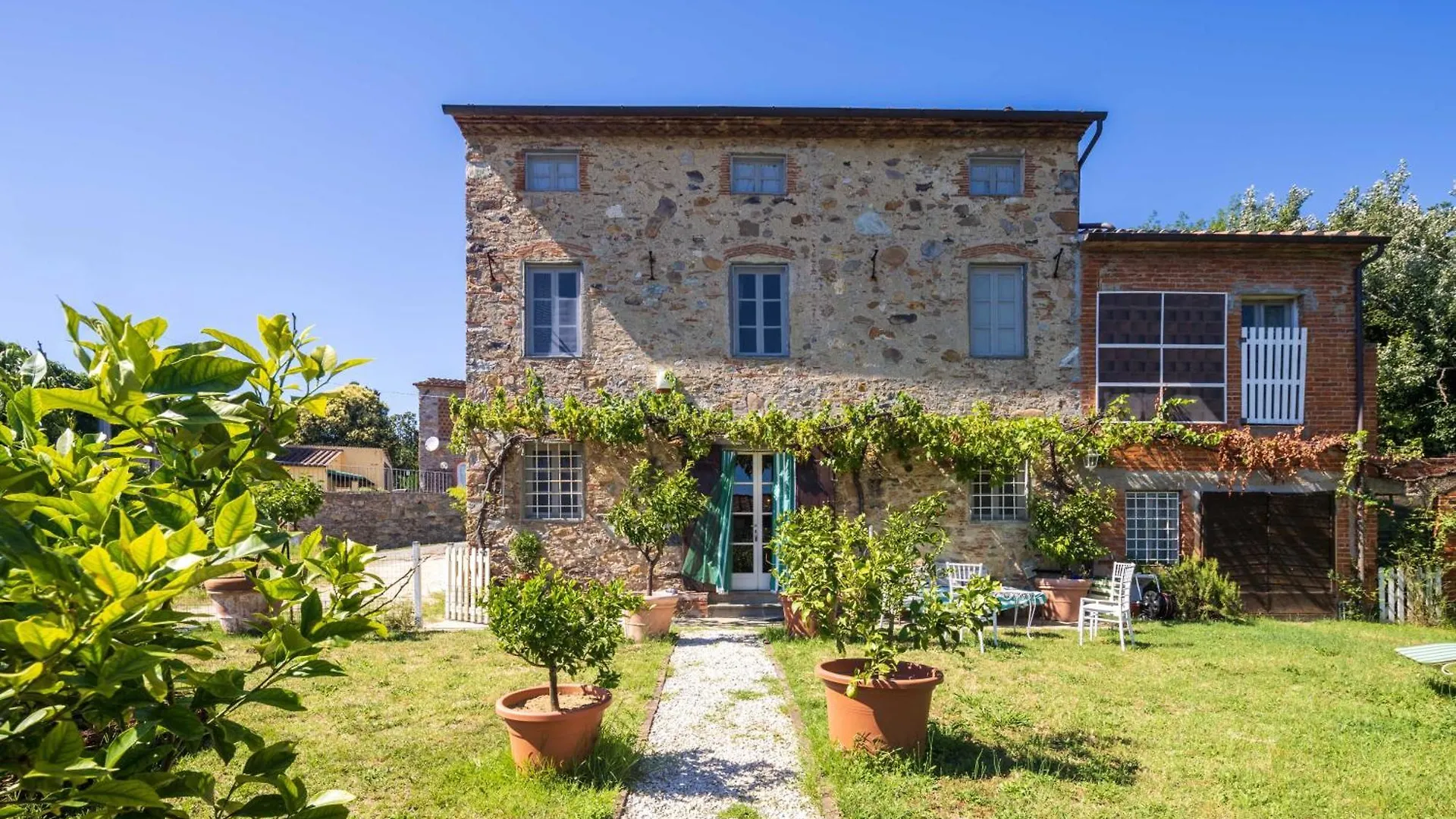 Villa Isabo By Vacavilla Capannori